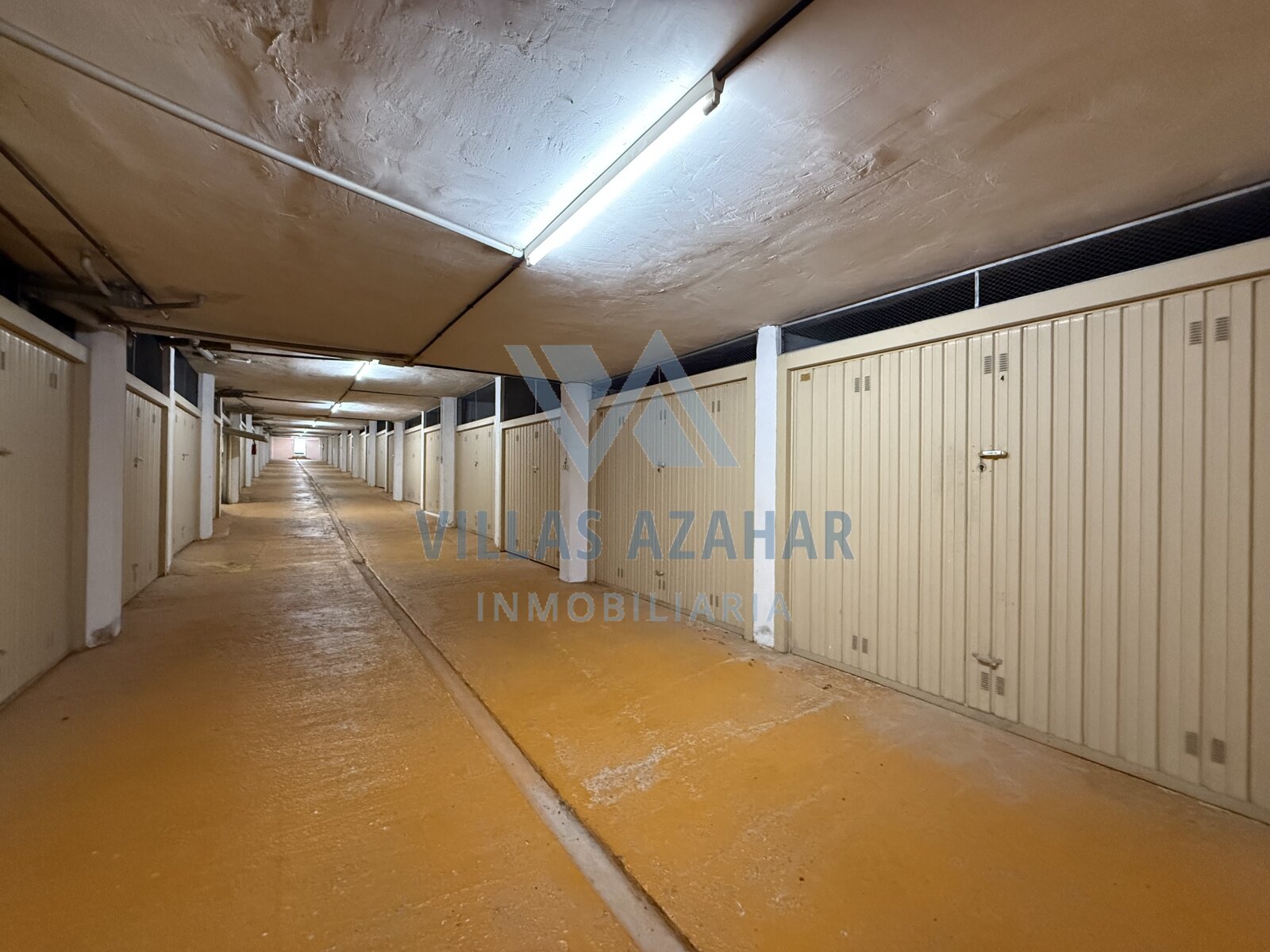 Duplex-Penthouse zum Verkauf in erster Meereslinie – Wohnanlage Voramar