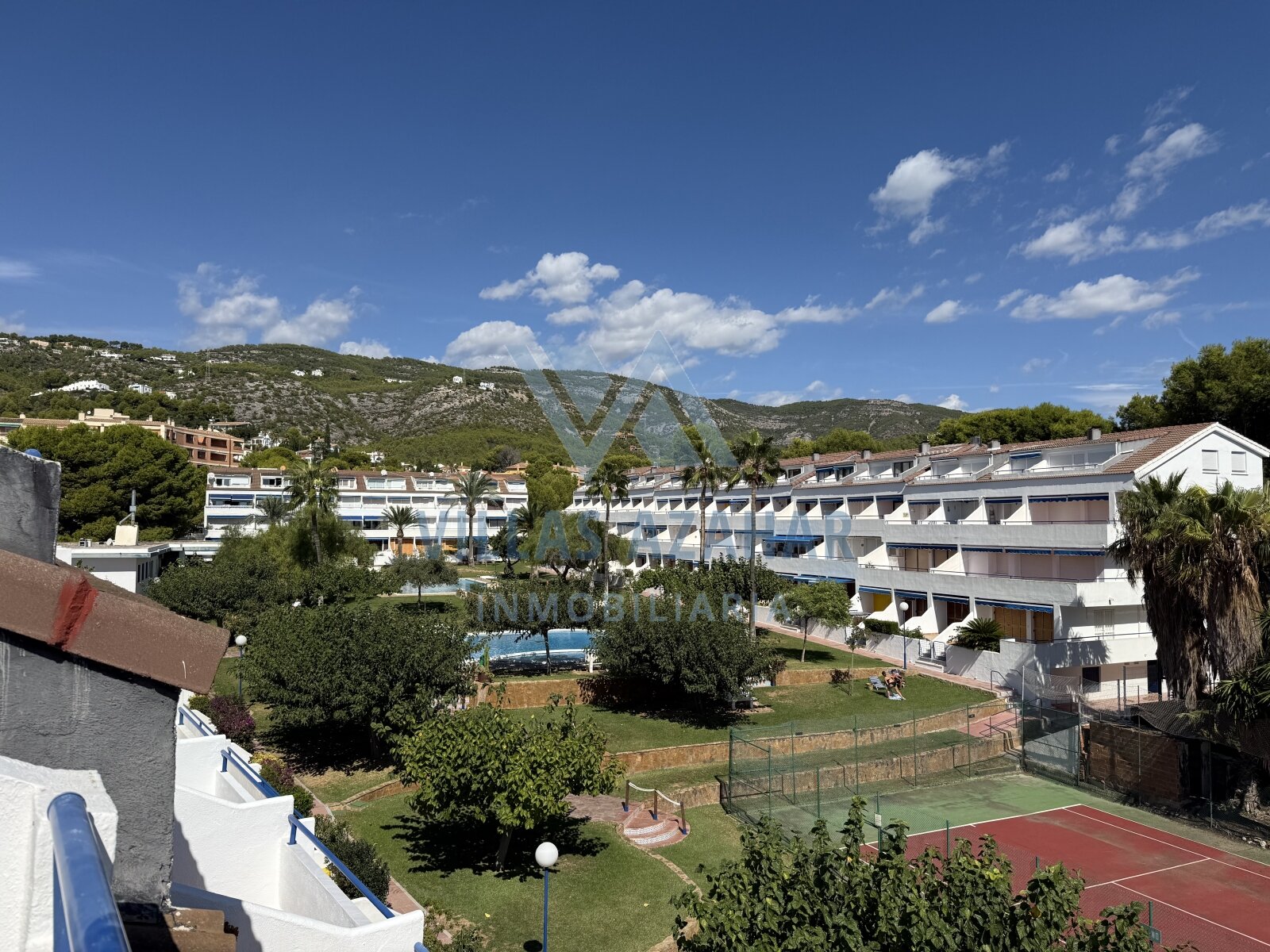 Duplex-Penthouse zum Verkauf in erster Meereslinie – Wohnanlage Voramar