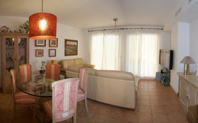 Golf Apartment in El Bosque