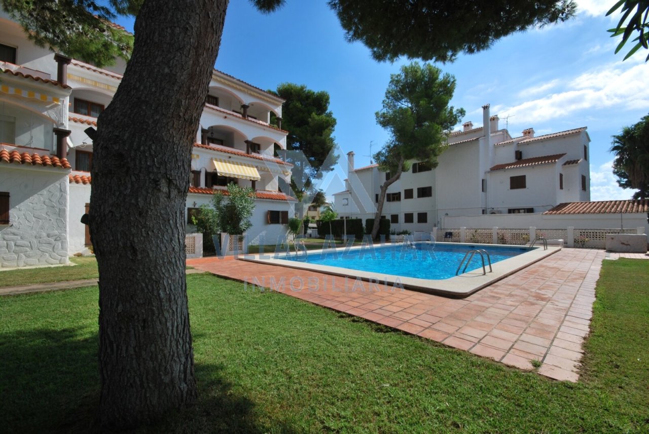 Mediterrane Wohnoase mit Swimmingpool - Ihr Urlaubstraum zum Wohnen!