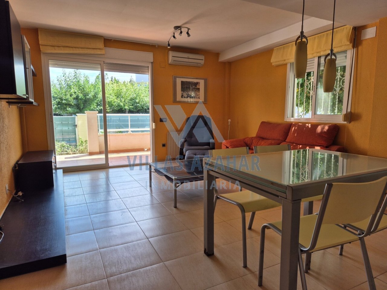 Lichtdurchflutetes Erdgeschoss-Apartment mit Terrasse und Gartenblick - Perfekte Wohlfühloase mit Klimaanlage und bodentiefen Fenstern!